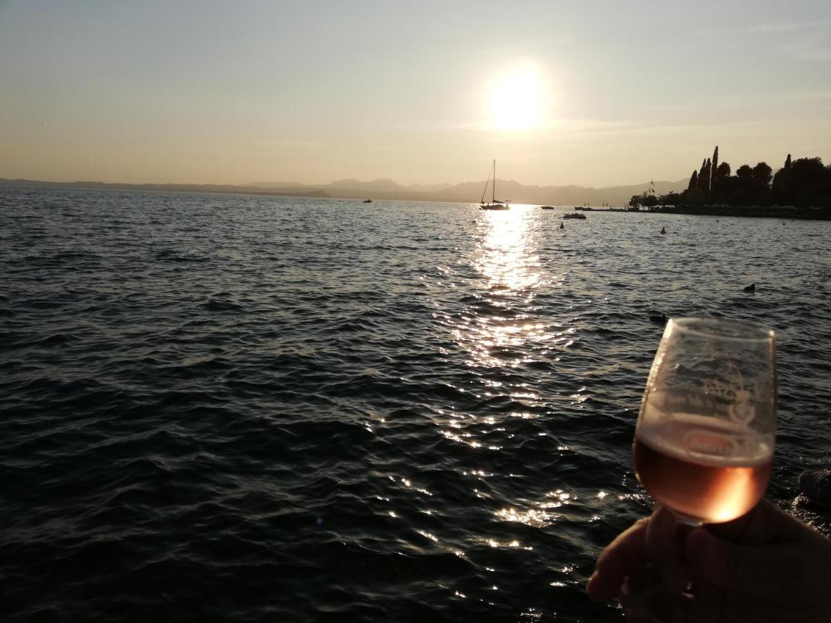 Casa Meda Tabachere Appartamento Sirmione Desenzano Del Garda 波佐兰格 外观 照片